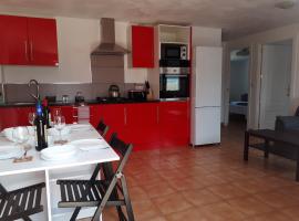 Casa Rural Los Tres Amigos for holidays and business, landsted i Huércal-Overa
