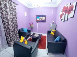 Residence Sighaka - Gold Apartment - WiFi, Gardien, Parking, hotel cerca de Santa Lucia Complex, Douala