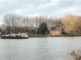 Hoeve Westdijk, hôtel à Oostkamp