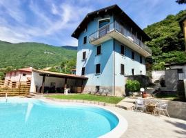 BLUE HOUSE by Design Studio, Hotel in Bellano