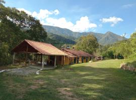 Rancho Pedra Preta, feriebolig i Itamonte