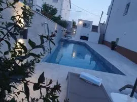 Apartment Villa Rina- Heated salt water Pool