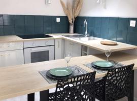 Studio ,Centre Historique , Entrée Autonome, hotel in Montélimar