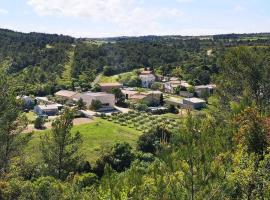 Maison au milieu des vignes, holiday rental in Aigues-Vives
