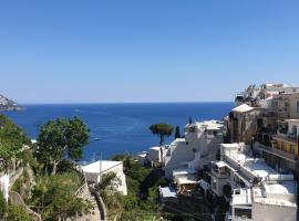 Regina Margherita, apartment in Positano