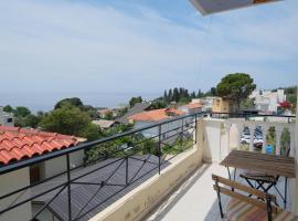 Mehilli Hotel, hotel in Dhërmi