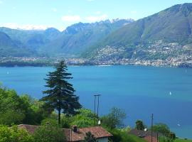 Casa Petra, place to stay in Magadino