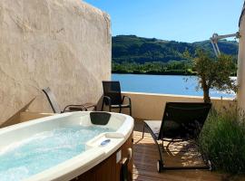 Maison jacuzzi, hammam et sauna, villa í Saint-Vallier