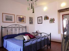 Casa Vacanze Irene: Scalea'da bir otel