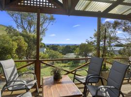 13 Scenic View Drive, cottage in Second Valley