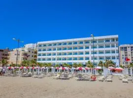 Hotel Vivas、ドゥラスのファミリーホテル