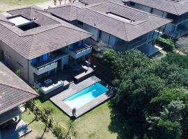 Luxurious 44 Sovereign Sands, rumah liburan di KwaDukuza