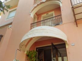 Residence Cherie, apartament cu servicii hoteliere din Borgio Verezzi