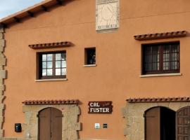 Casa rural Cal Fuster Experience, country house in Terrades