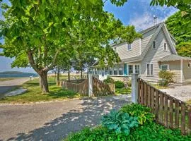 Common Fence Point Cottage with Ocean Views!