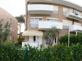 Deni Lalzi Bay Rooms