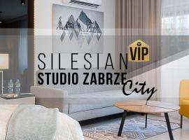 Studio Silesian Vip City Centrum Free Parking, huoneisto kohteessa Zabrze