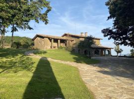 Masia Santa Llúcia, casa di campagna a Rupit