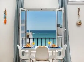 Modern ocean view apt 2 min walk to beach