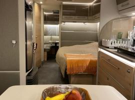 Przyczepa FOREMKA w Molo Surf, hotel en Jastarnia