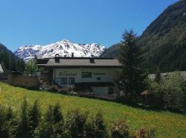 Haus Bergwind, ski resort in Sankt Leonhard im Pitztal