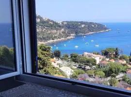 A pieds des plages Golf Bleu et de Monaco