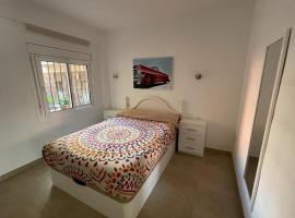 Piso a 150 mts de la playa con espectacular terraza y WIFI, pet-friendly hotel in Tossa de Mar