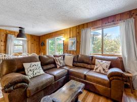 Rockhouse Mountain Retreat, hytte i Conway