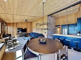 Beautifully remodeled 3 Bedroom Condo