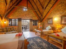 SERENITY Du Bois Lodge, guest house in Marloth Park