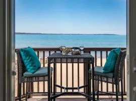 New Listing Beach Bliss 211! Stunning bay view