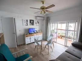 Piso con terraza muy cercano a la playa