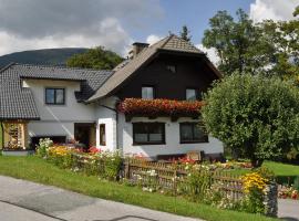 Haus Santner, hotel v destinaci Göriach