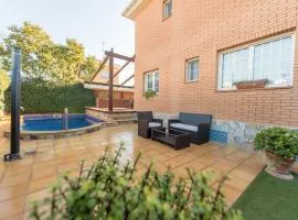 HomeHolidaysRentals Royal