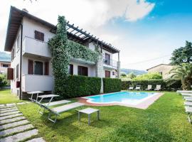 Appartamenti Meridiana, hotel in Torri del Benaco