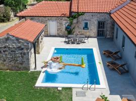 GRANDMA´S HOUSE, vacation rental in Stankovci