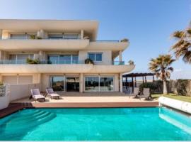 VILLA BLANCA, La MANGA, POOL& SEA San Javier, Murcia, hytte i La Manga