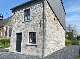 Honey House, hotel con estacionamiento en Foy-Notre-Dame