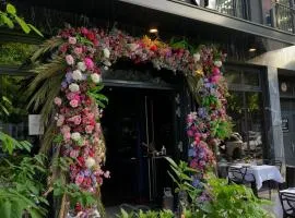 Hotel MANI by AMANO