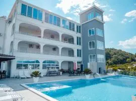 Apartments Gjenashaj