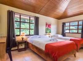 Hotel Casa Madonna: Monteverde'de bir otel
