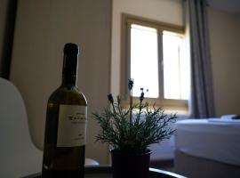 Charikleia's 2 bedroom appartment in Pelion, hotel din Volos