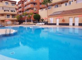 Ocean View Suite Close to Beach with Pool & WiFi, hotelli kohteessa Callao Salvaje