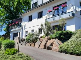 Kleine Auszeit Eifel, hotel con parcheggio a Nettersheim