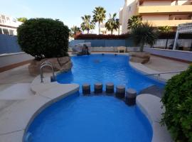 Apartamento ROMERO Cabo Roig, solárium opcional, Hotel in Orihuela