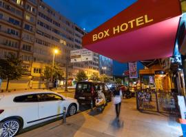 Istanbul Box Hotel, отель в Стамбуле, в районе Нисанташи