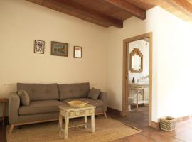 The Wild Olive Andalucía Palma Guestroom, agroturismo en Casares