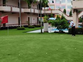 City Golf Resort, hotel in Yangon