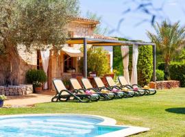 Finca bennassar, Hotel in Inca