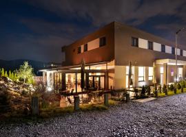 ROYAL M, hotel v Sabinove